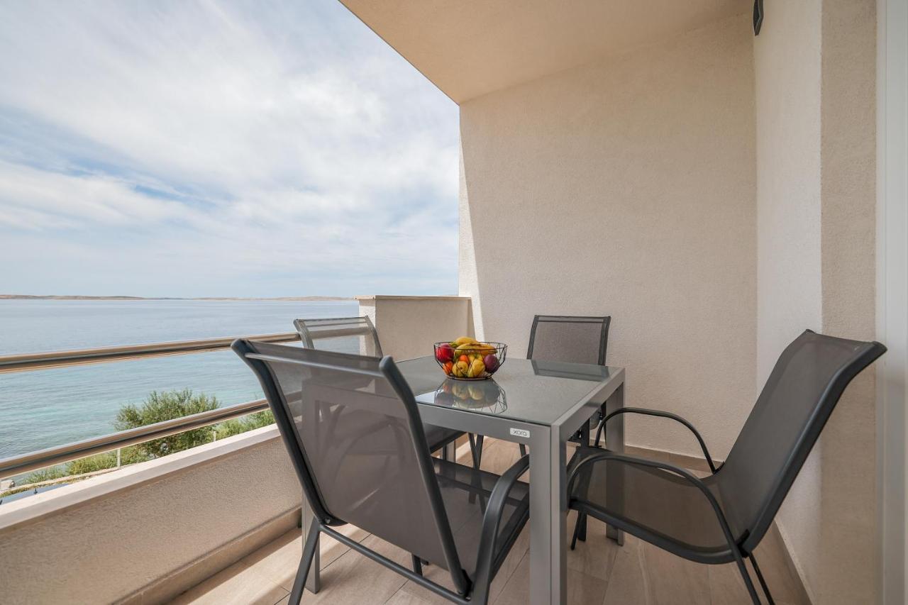 Beachfront Apartments Tic With Seaview Miletici Экстерьер фото