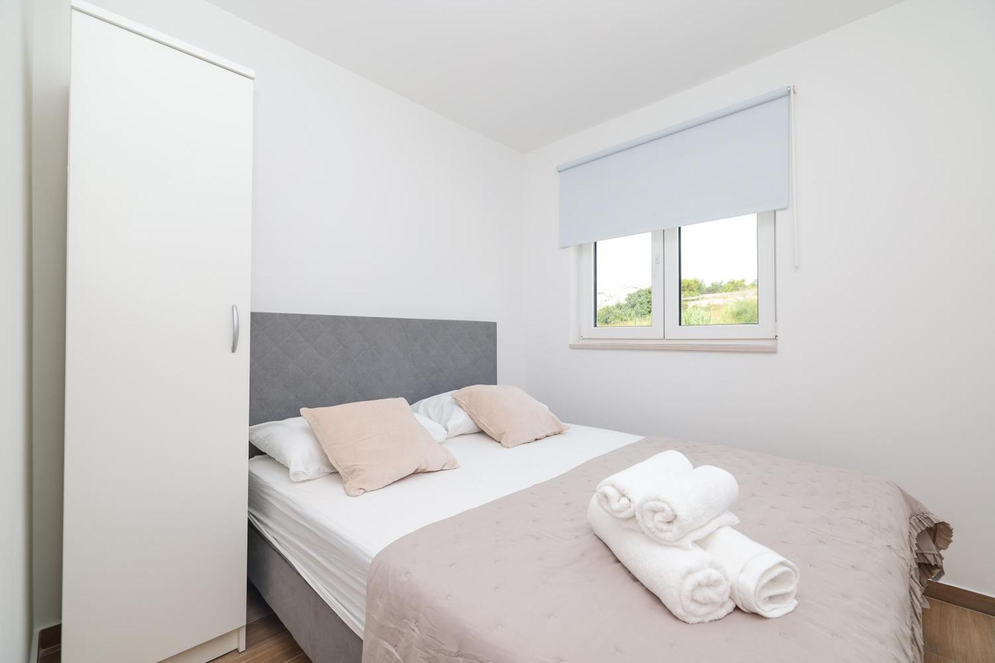 Beachfront Apartments Tic With Seaview Miletici Экстерьер фото