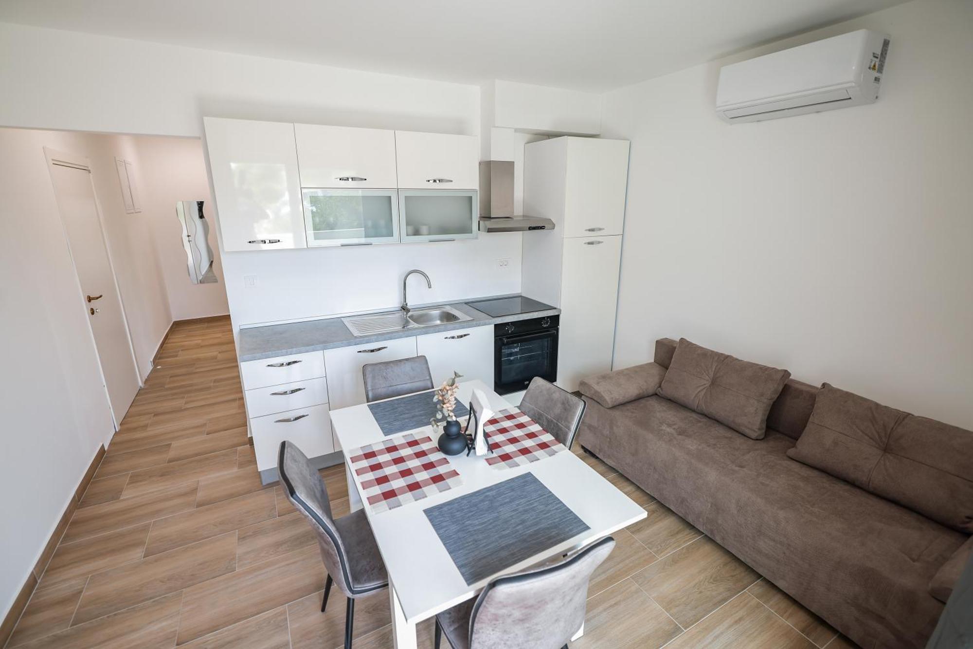 Beachfront Apartments Tic With Seaview Miletici Экстерьер фото