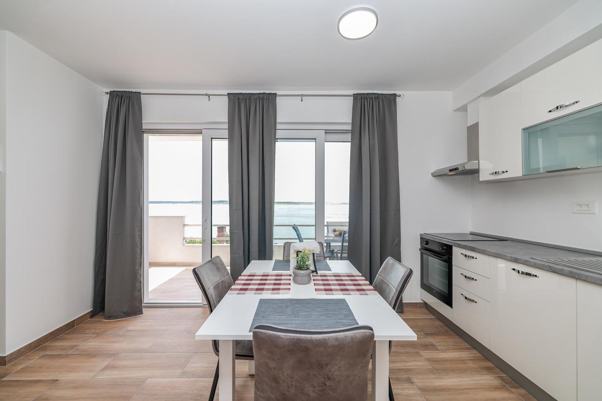 Beachfront Apartments Tic With Seaview Miletici Экстерьер фото
